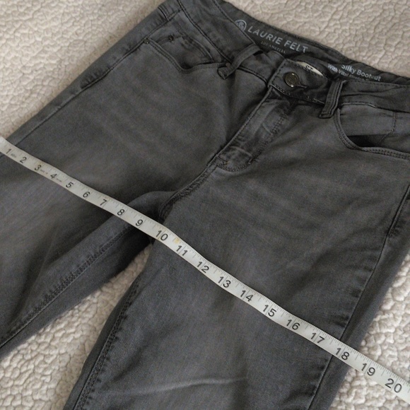 Laurie Felt ST(Small Tall)Grey Silky Bootcut Jeans - Picture 9 of 15